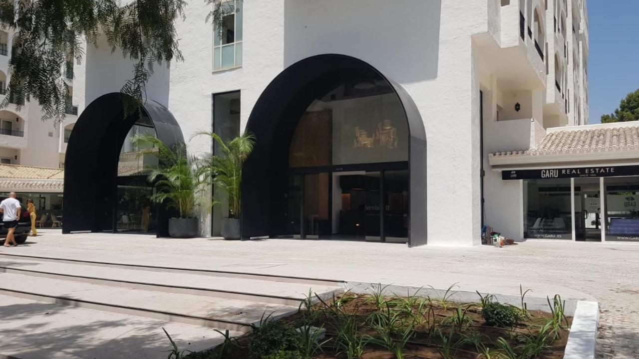 マルベーリャNew & Beautiful Loft In Puerto Banusアパートメント エクステリア 写真