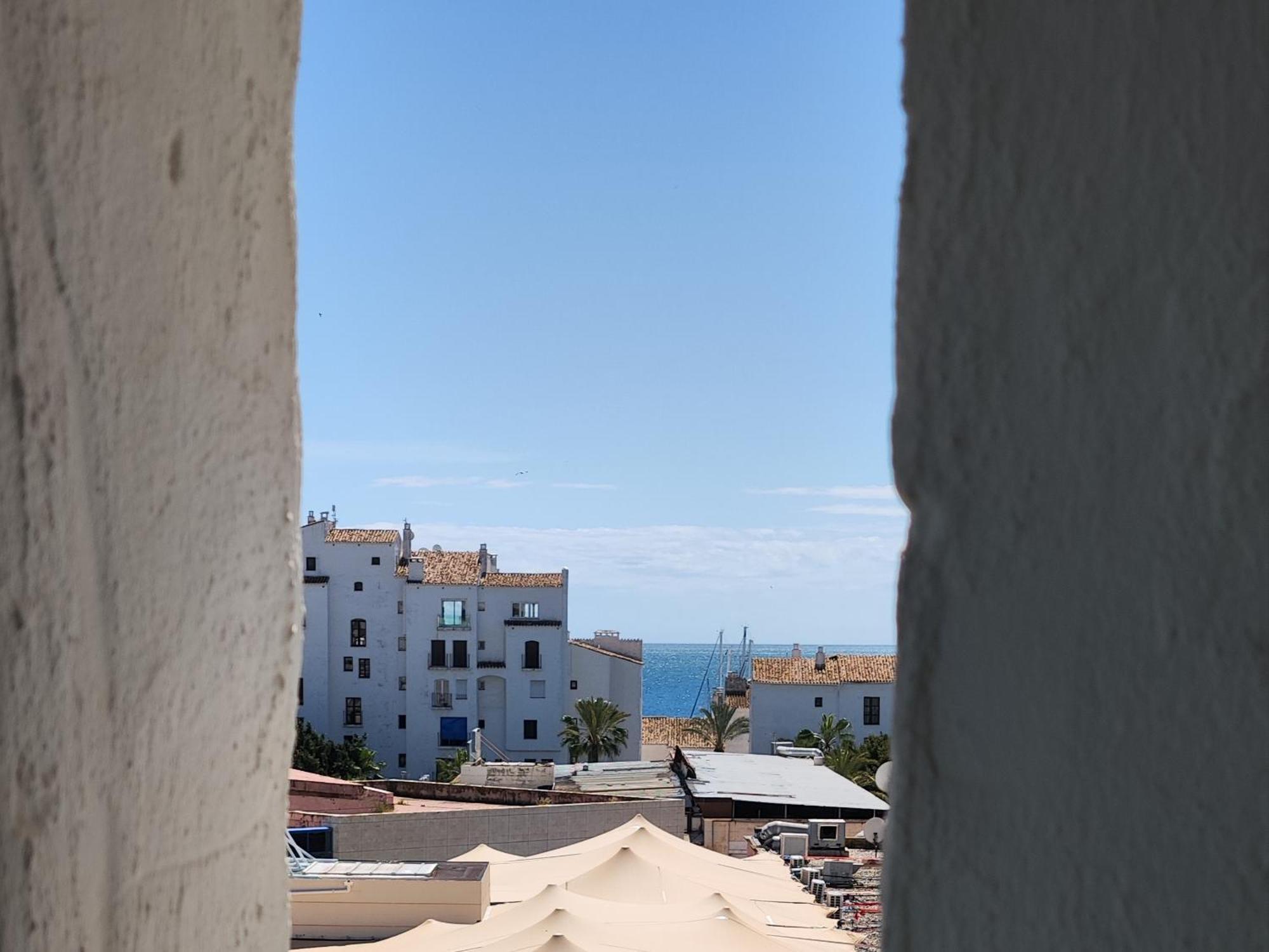 マルベーリャNew & Beautiful Loft In Puerto Banusアパートメント エクステリア 写真